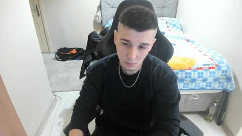 Snapshot of ulxer chatting on December 2024 09:04:02 PM hi im mike tyson - online show from December 2024 09:04:02 PM
