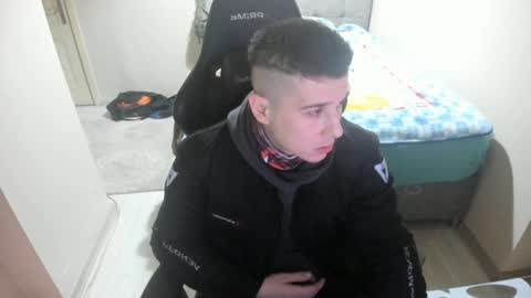 Snapshot of ulxer chatting on January 2025 09:20:01 PM hi im mike tyson - online show from January 2025 09:20:01 PM
