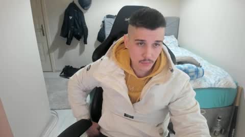 Snapshot of ulxer chatting on February 2025 07:08:02 PM hi im mike tyson - online show from February 2025 07:08:02 PM