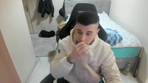 Snapshot of ulxer chatting on February 2025 07:47:02 PM hi im mike tyson - online show from February 2025 07:47:02 PM
