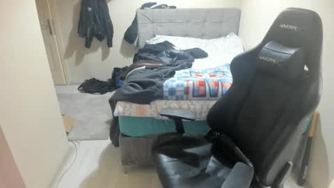 Snapshot of ulxer chatting on March 2025 11:16:02 PM hi im mike tyson - online show from March 2025 11:16:02 PM