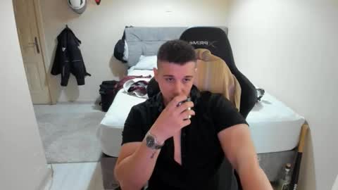 Snapshot of ulxer chatting on September 2025 05:46:01 PM hi im mike tyson - online show from September 2025 05:46:01 PM