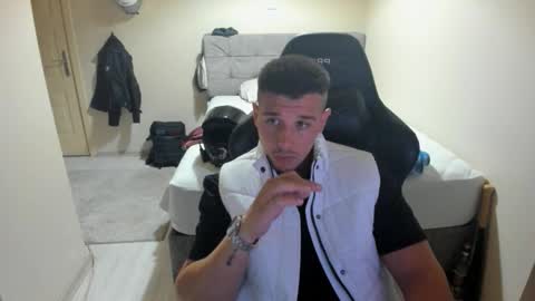 hi im mike tyson -  online show from September 2025 07:30:02 PM