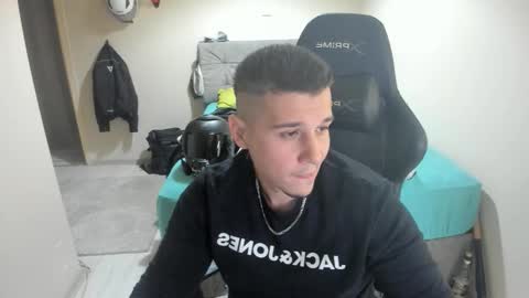 hi im mike tyson -  online show from October 2025 06:50:02 PM