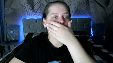 Ulyana online show from September 2025 06:25:02 AM