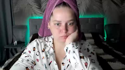 Ulyana online show from October 2025 06:43:01 AM