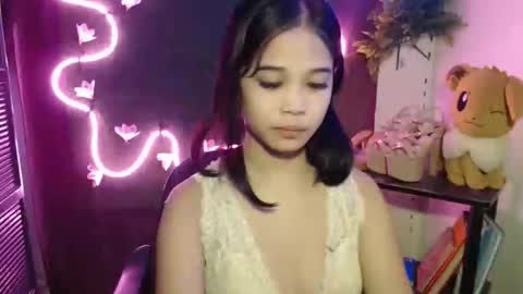 Snapshot of umi_pinay69xx chatting on November 2025 03:05:01 AM umi online show from November 2025 03:05:01 AM