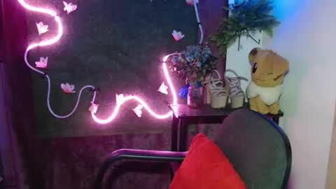 Snapshot of umi_pinay69xx chatting on January 2026 05:57:01 AM umi online show from January 2026 05:57:01 AM