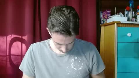 Andrew online show from November 2025 08:22:02 PM