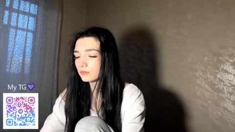 Isobelle lisi online show from January 2026 11:48:01 AM