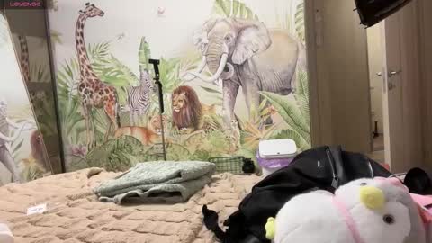 unarks online show from December 2025 08:40:01 PM