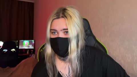 unaxyling online show from March 2026 01:02:02 AM