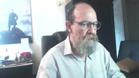 Snapshot of uncle_hottiecb chatting on July 2026 03:14:01 PM Uncle Hottie online show from July 2026 03:14:01 PM
