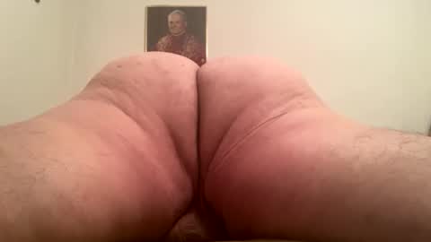 Snapshot of uncledenny1 chatting on September 2025 09:45:02 AM Hairy Sally online show from September 2025 09:45:02 AM