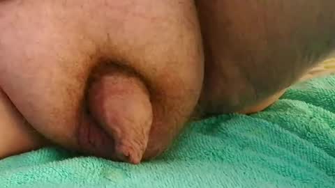 Snapshot of uncut_small_bi chatting on December 2025 11:08:01 AM uncut_small_bi online show from December 2025 11:08:01 AM