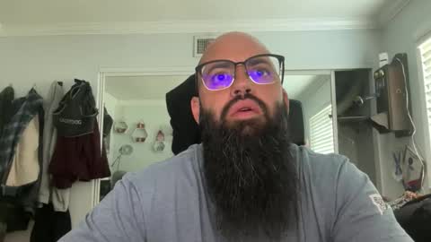 uncutbeard129840 online show from February 2026 12:15:02 AM