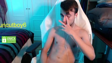 Snapshot of uncutboy6 chatting on December 2024 05:18:02 AM Uncut online show from December 2024 05:18:02 AM