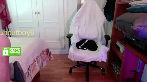 Snapshot of uncutboy6 chatting on March 2025 01:10:02 AM Uncut online show from March 2025 01:10:02 AM