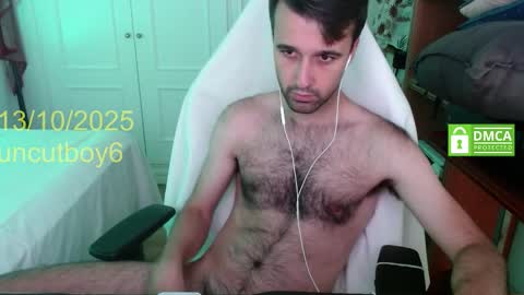 Snapshot of uncutboy6 chatting on October 2025 01:22:01 PM Uncut online show from October 2025 01:22:01 PM