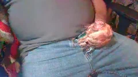 Snapshot of uncutmike7x5 chatting on December 2024 04:05:01 PM uncutmike7x5 online show from December 2024 04:05:01 PM