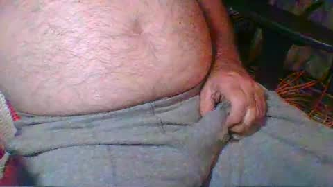 Snapshot of uncutmike7x5 chatting on December 2024 01:25:02 PM uncutmike7x5 online show from December 2024 01:25:02 PM