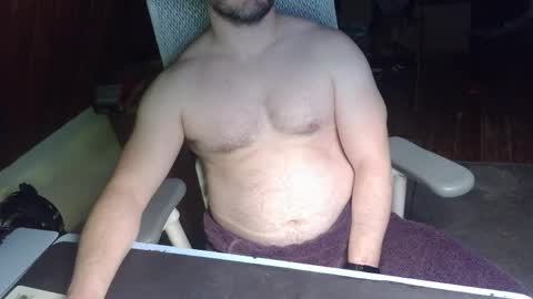 Under the desk online show from April 2026 09:06:02 PM