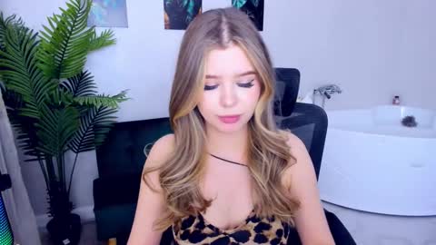 Alice online show from February 2025 05:50:02 PM