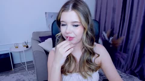 Alice online show from February 2025 02:44:02 PM