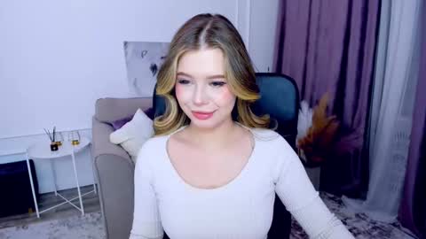 Alice online show from February 2025 07:41:01 PM