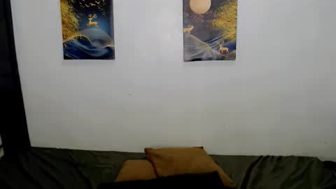 Rhian online show from November 2025 12:27:01 PM