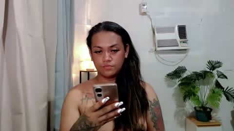 Snapshot of unforgettable_sin chatting on September 2025 04:51:01 PM Bella Shamara Odett online show from September 2025 04:51:01 PM