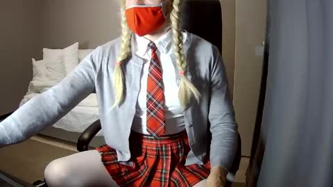 Mylittlecute online show from April 2026 03:43:01 PM