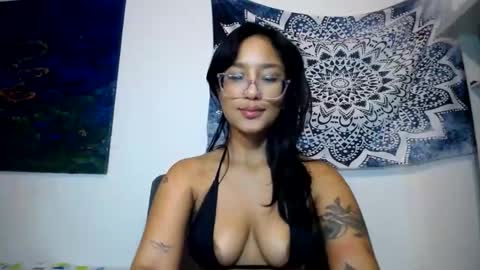 Lau online show from February 2025 01:44:02 AM