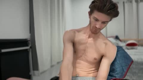 Stepbro online show from December 2025 02:05:02 AM