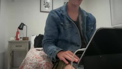 Stepbro online show from December 2025 01:23:01 AM