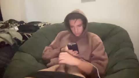 Snapshot of uptowncurls chatting on October 2025 01:14:01 AM uptowncurls online show from October 2025 01:14:01 AM