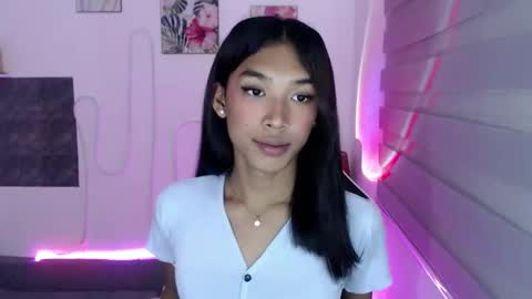 ur_dazzlingmorenaxx online show from September 2025 05:16:02 PM