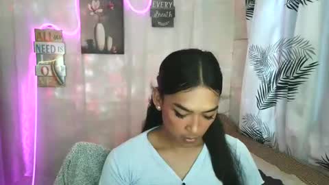 ur_dazzlingmorenaxx online show from April 2026 02:36:01 AM