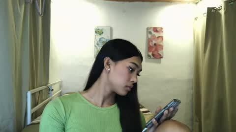 Snapshot of ur_dazzlingmorenaxx chatting on July 2026 06:20:01 PM ur_dazzlingmorenaxx online show from July 2026 06:20:01 PM