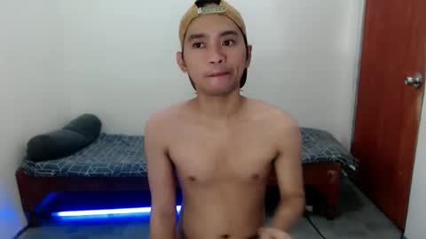 Snapshot of ur_joshuahotnotch chatting on May 2026 12:30:02 AM ur_joshuahotnotch online show from May 2026 12:30:02 AM
