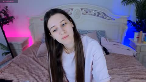 Lera online show from September 2025 03:17:01 PM