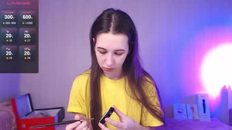 Lera online show from December 2025 10:00:02 AM