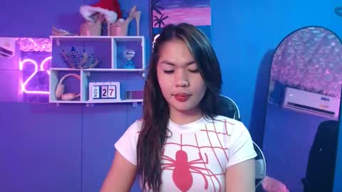 Snapshot of ur_perfectgirlmsa chatting on November 2025 11:50:01 PM Ms. A lets go pass or pvt show online show from November 2025 11:50:01 PM