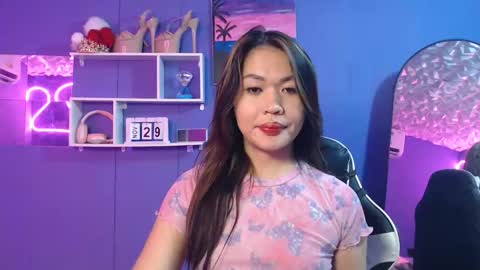 Snapshot of ur_perfectgirlmsa chatting on November 2025 04:04:01 AM Ms. A lets go pass or pvt show online show from November 2025 04:04:01 AM