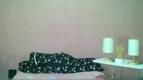ur_sexybabe_ehra online show from January 2025 09:00:01 AM