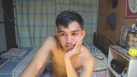 ur_shan21 online show from February 2026 03:26:02 PM