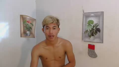 urasian_jomarie online show from March 2026 10:59:01 PM