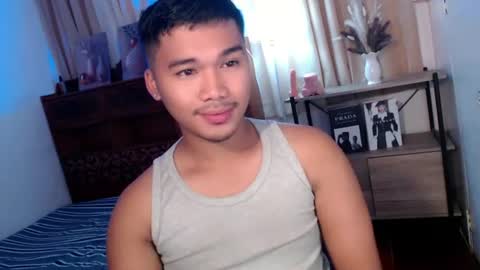 Snapshot of urasian_jpxx chatting on June 2026 08:19:01 AM JAMES online show from June 2026 08:19:01 AM
