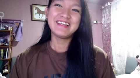 NEWRA  ALLISON online show from February 2025 11:57:02 PM