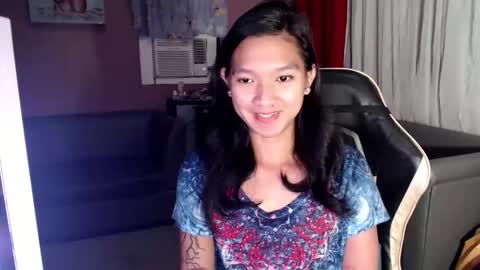 NEWRA  ALLISON online show from October 2025 08:50:02 PM